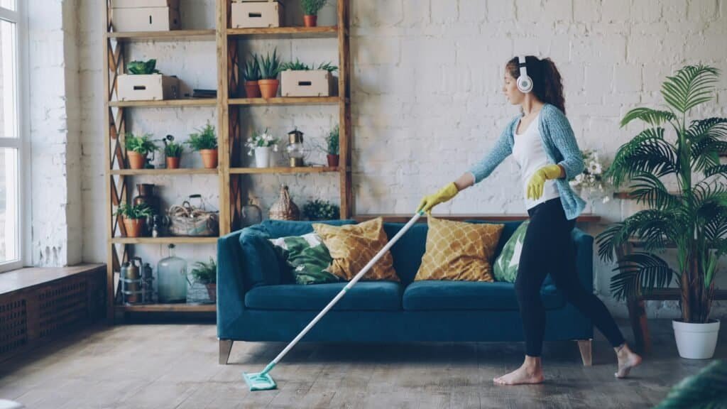 DIY floor cleaner ingredients for tile wood and laminate floors